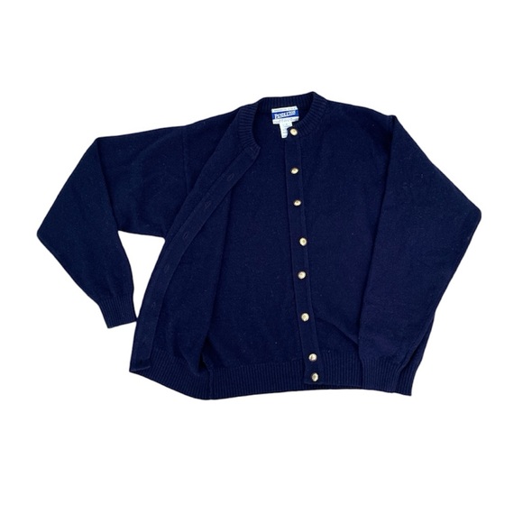 Pendleton Sweaters - VTG, PENDELTON, Small Perite 100% Virgin WoolButtoned Cardigan.